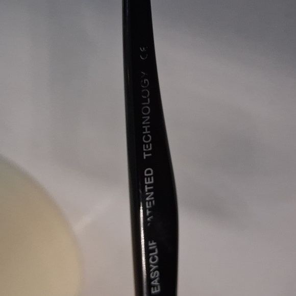 EASY CLIP FRAMES - Picture 12 of 13